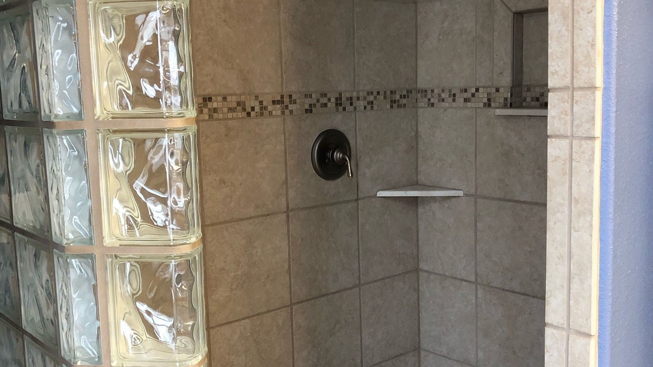 Photo of Others in Monitor