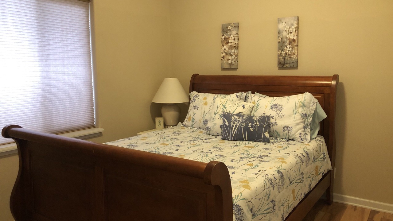 Photo of Others in Monitor