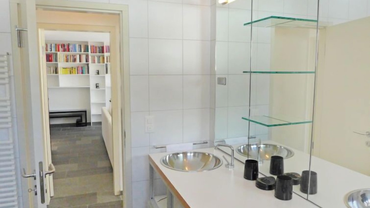 Photo of Bathroom in Samedan