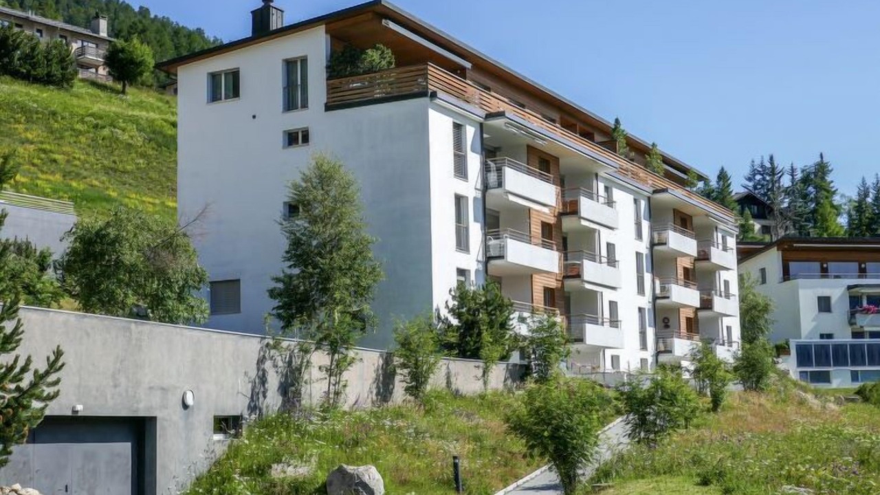 Photo of Others in Samedan