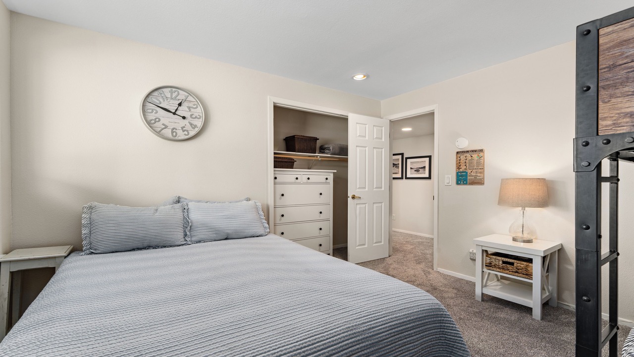 Photo of Bedroom in Wapato Point