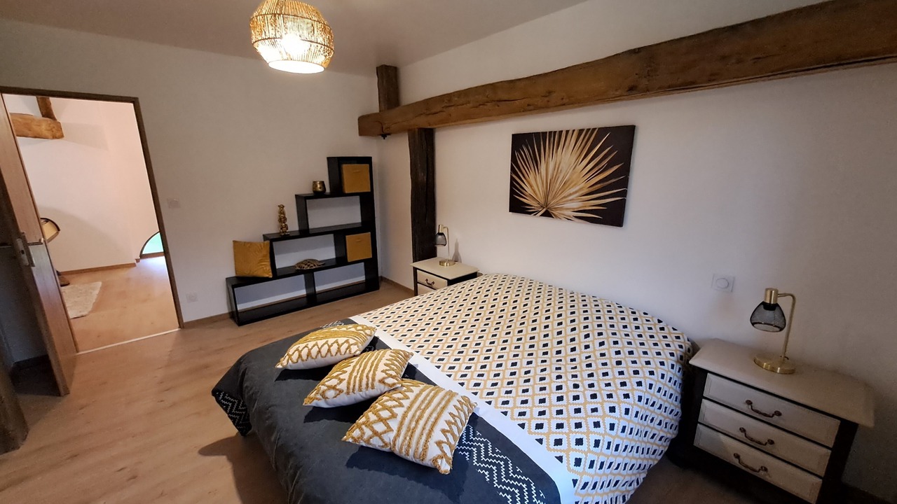 Photo of Bedroom in Neuville-au-Bois