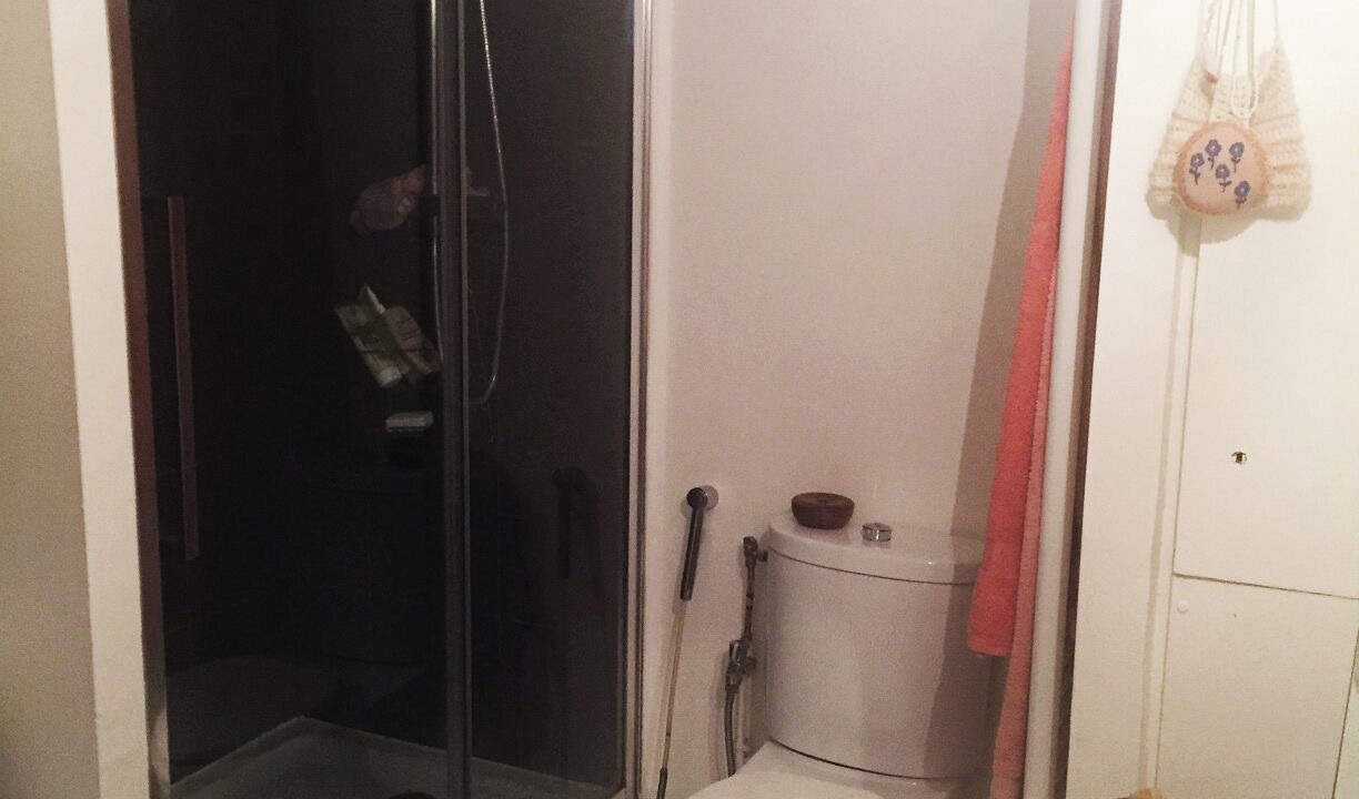 Photo of Bathroom in Croulebarbe