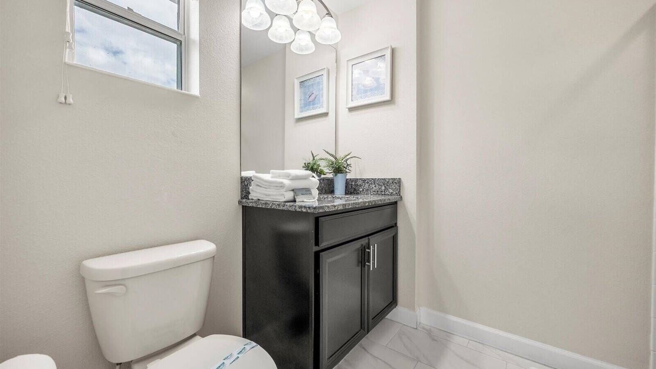 Photo of Bathroom in Bay Lake