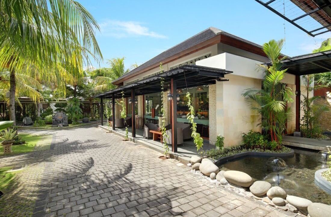 Photo of Outdoor in By Pass Ngurah Rai