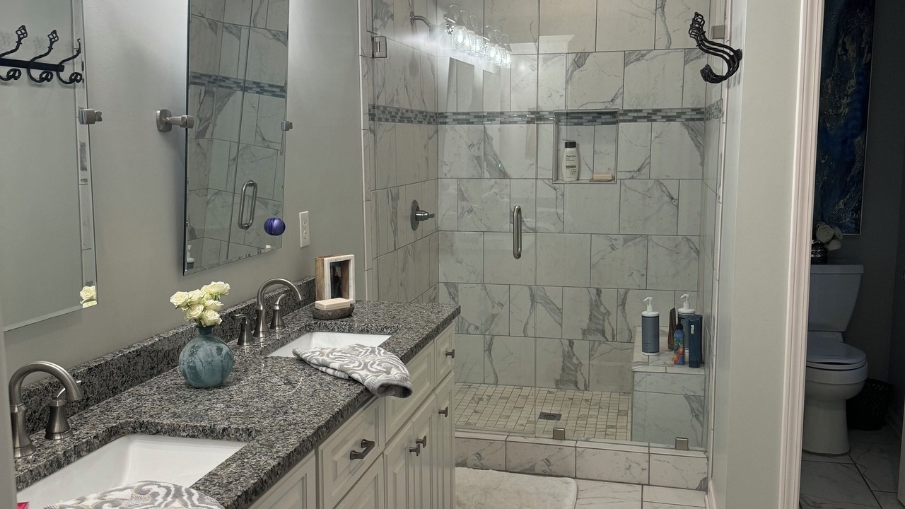 Photo of Bathroom in Tuscaloosa
