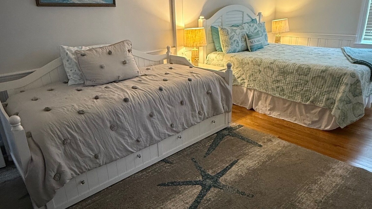 Photo of Bedroom in Falmouth Heights