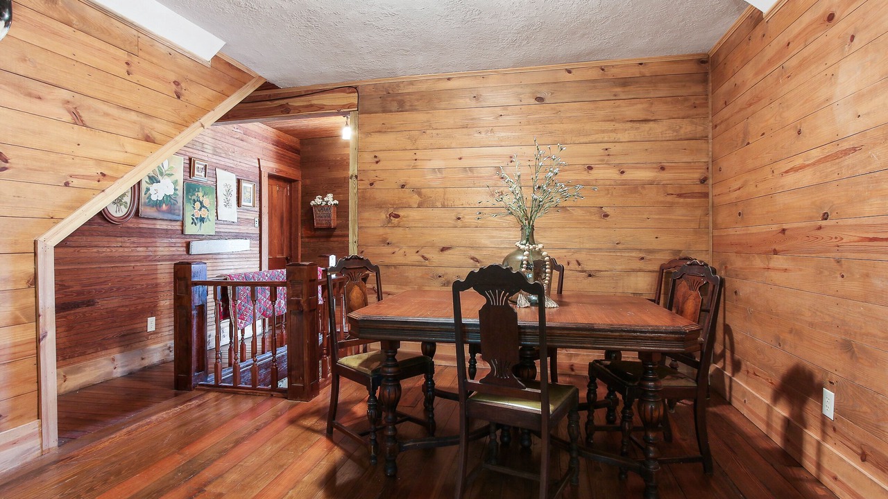Photo of Bedroom in Navasota