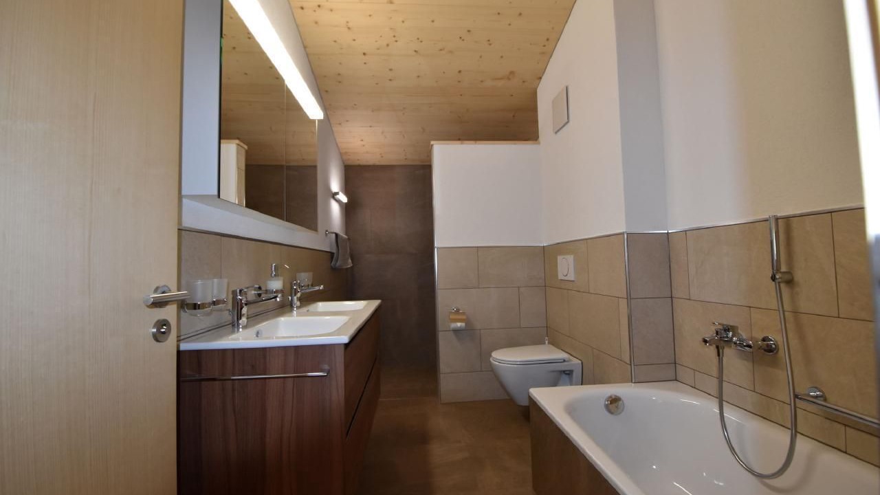 Photo of Bathroom in Meiringen