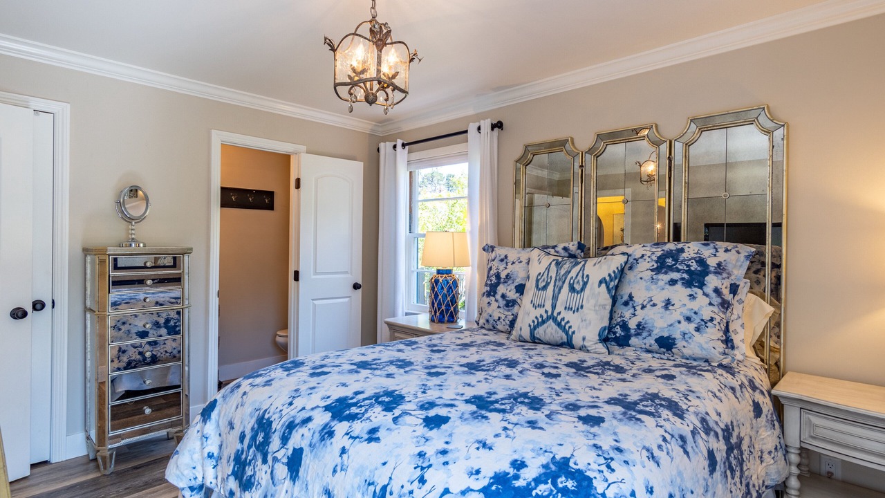 Photo of Bedroom in Northeast Carmel