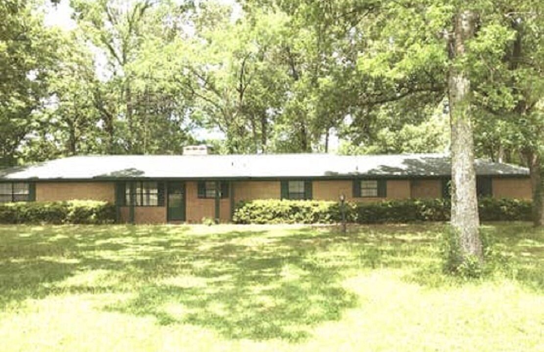 Photo of Outdoor in Laneville