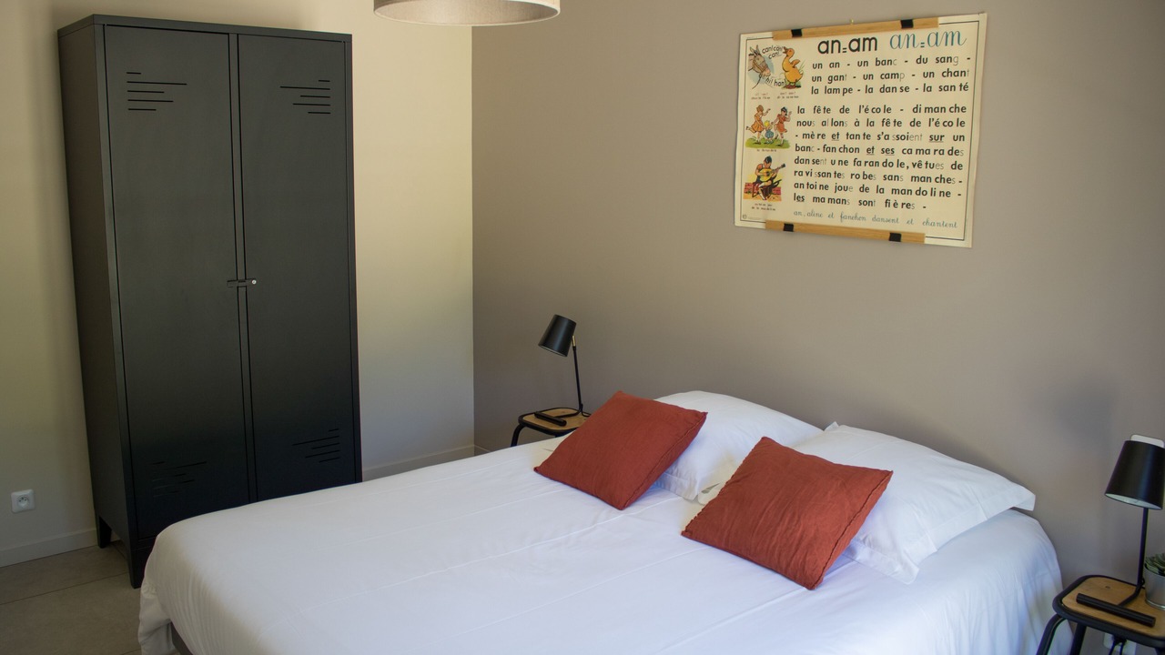 Photo of Bedroom in Laval-Saint-Roman