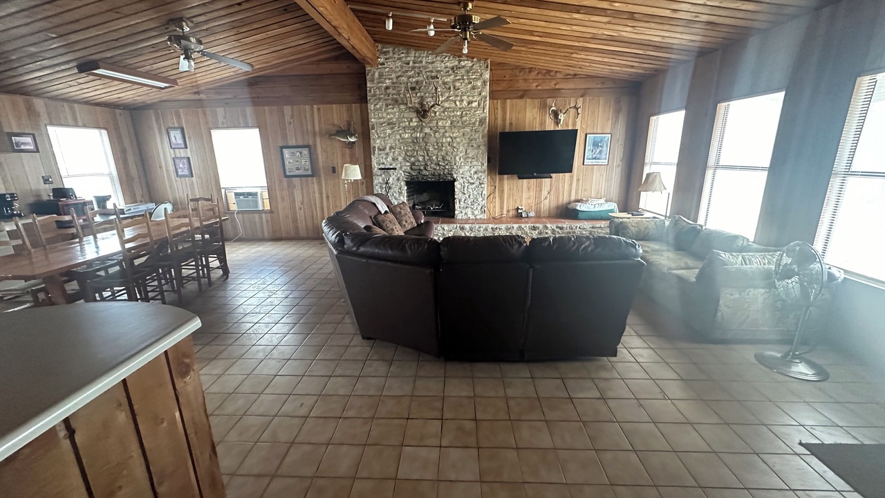 Photo of Livingroom in D'Hanis