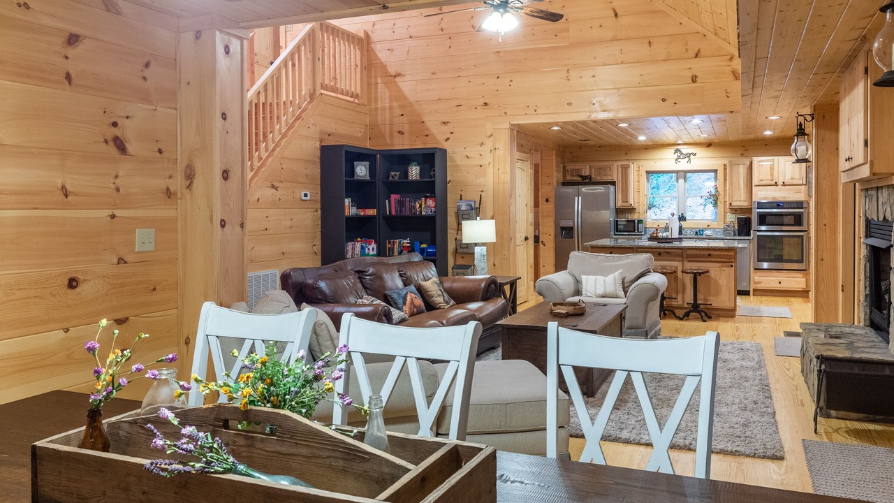 Photo of Livingroom in Tuckasegee