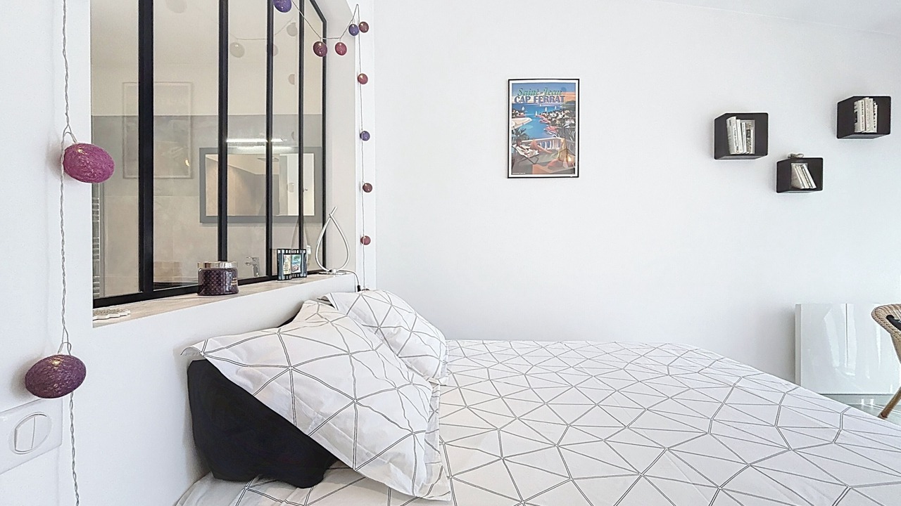 Photo of Bedroom in Valbonne