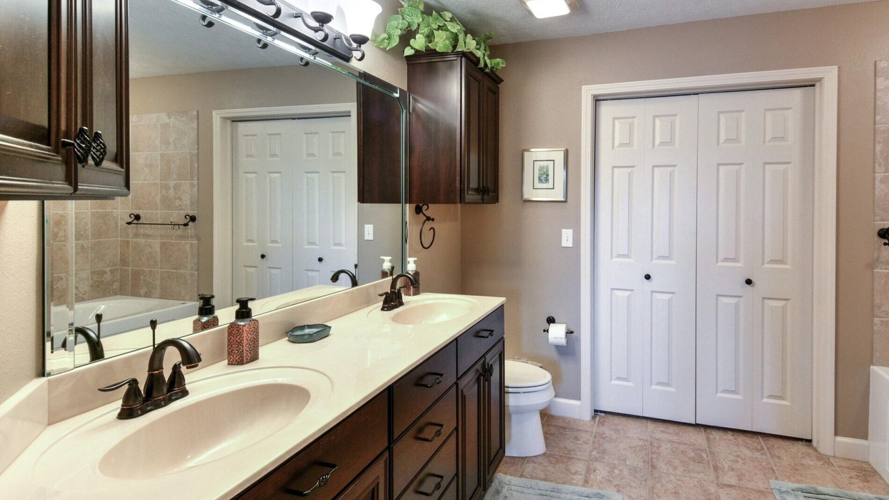 Photo of Bathroom in Big Cedars