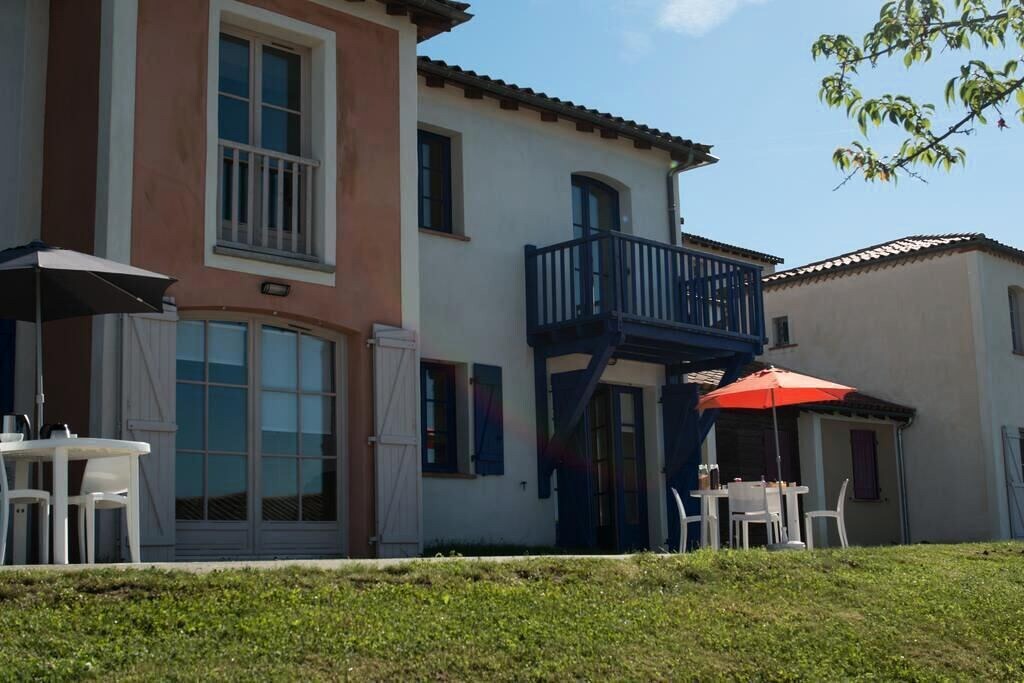 Photo of Buildings in Carla-Bayle
