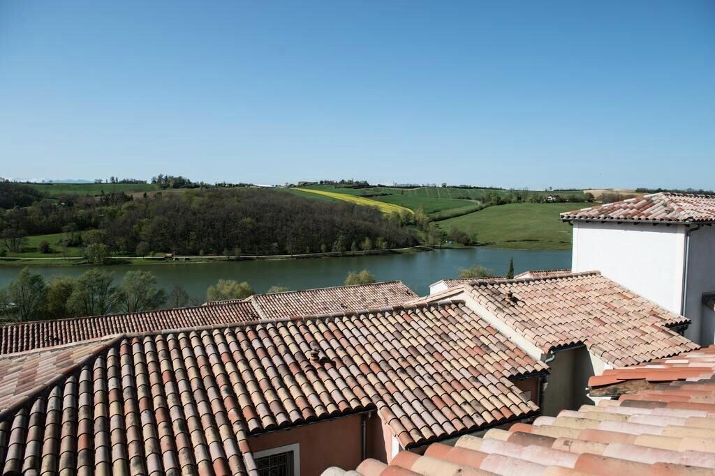 Photo of Patio Balcony in Carla-Bayle