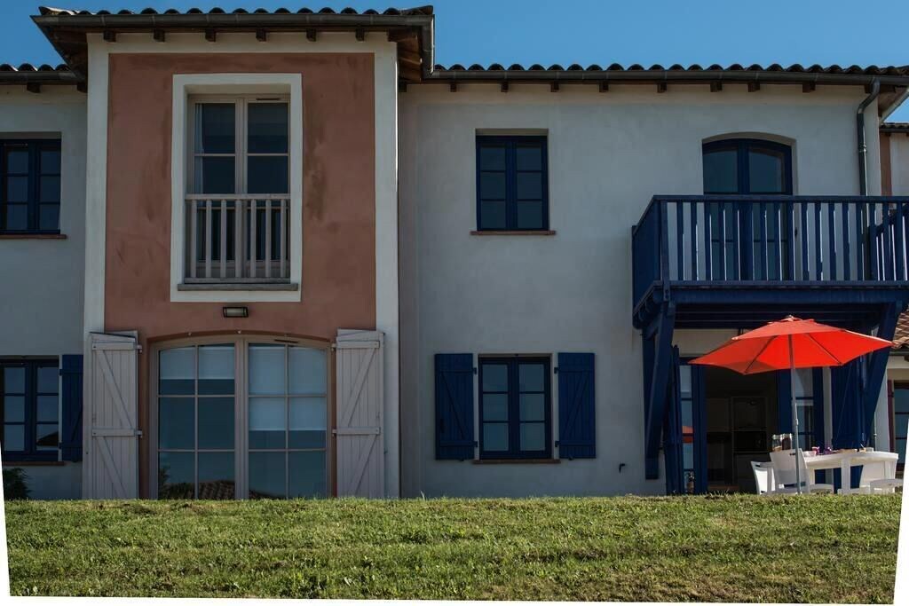 Photo of Buildings in Carla-Bayle