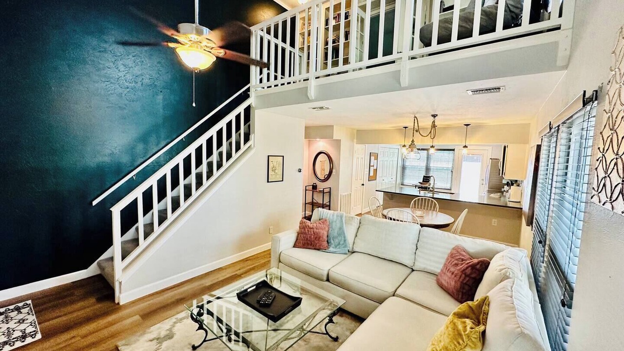 Photo of Livingroom in Bryan Place