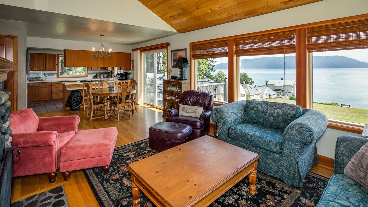 Photo of Others in Sea Acre