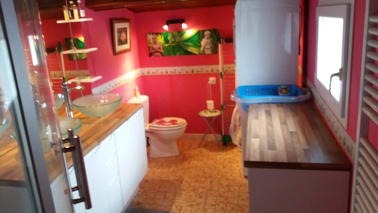 Photo of Bathroom in Commequiers