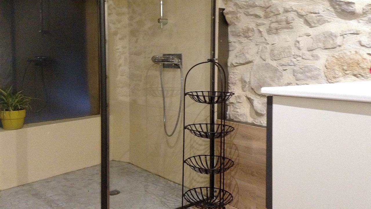 Photo of Bathroom in Sabran