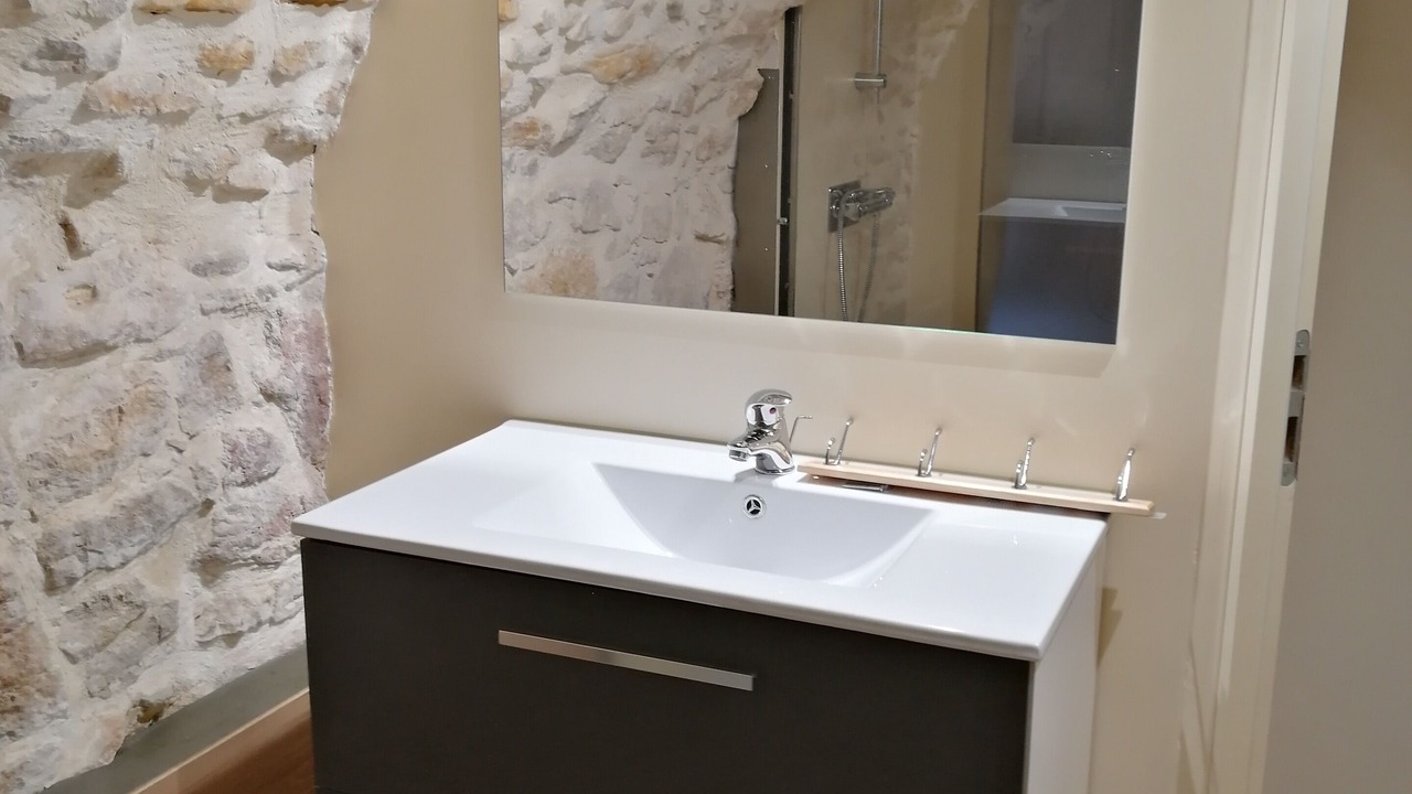 Photo of Bathroom in Sabran