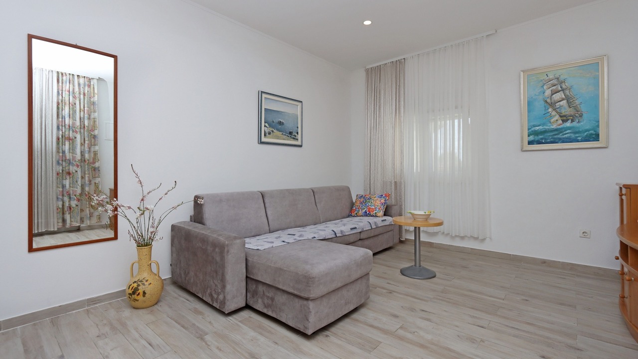 Photo of Livingroom in Suha Punta
