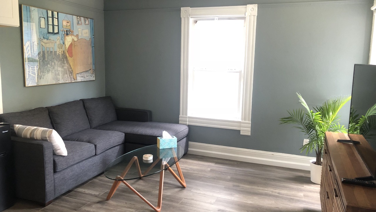 Photo of Livingroom in Hoover - Foster