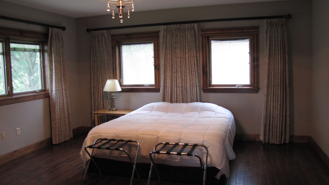 Photo of Bedroom in Chase