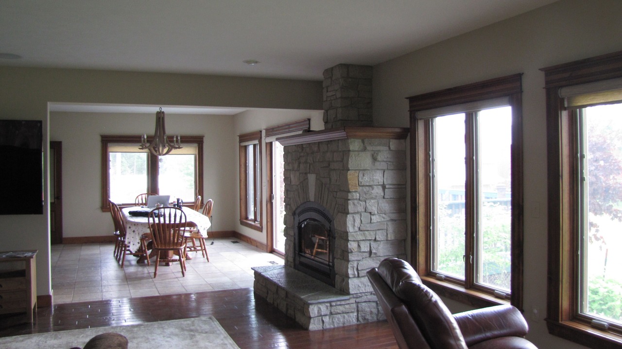 Photo of Livingroom in Chase