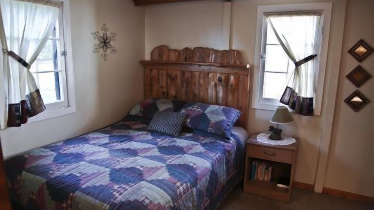 Photo of Bedroom in Carp Lake