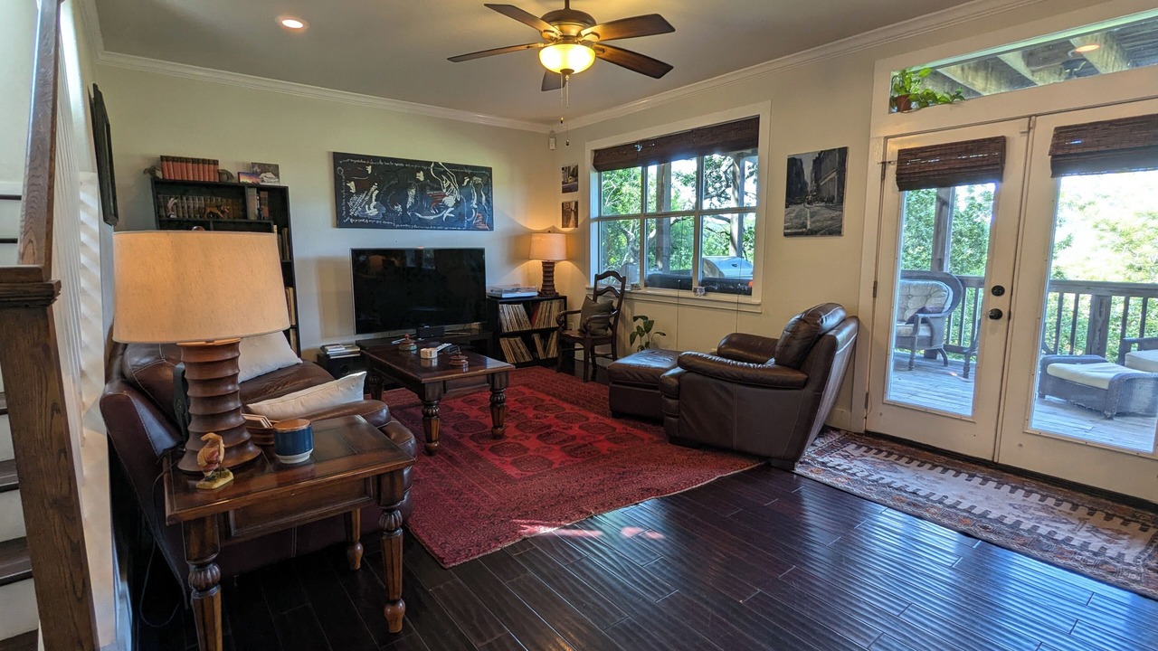 Photo of Livingroom in Leander