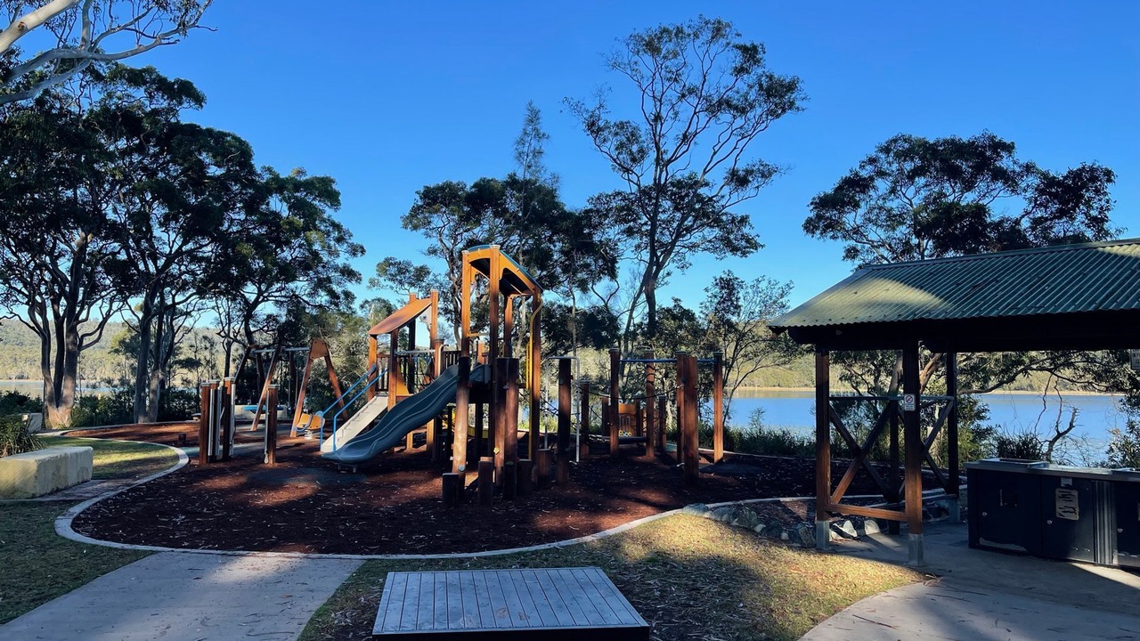 Photo of Others in Smiths Lake