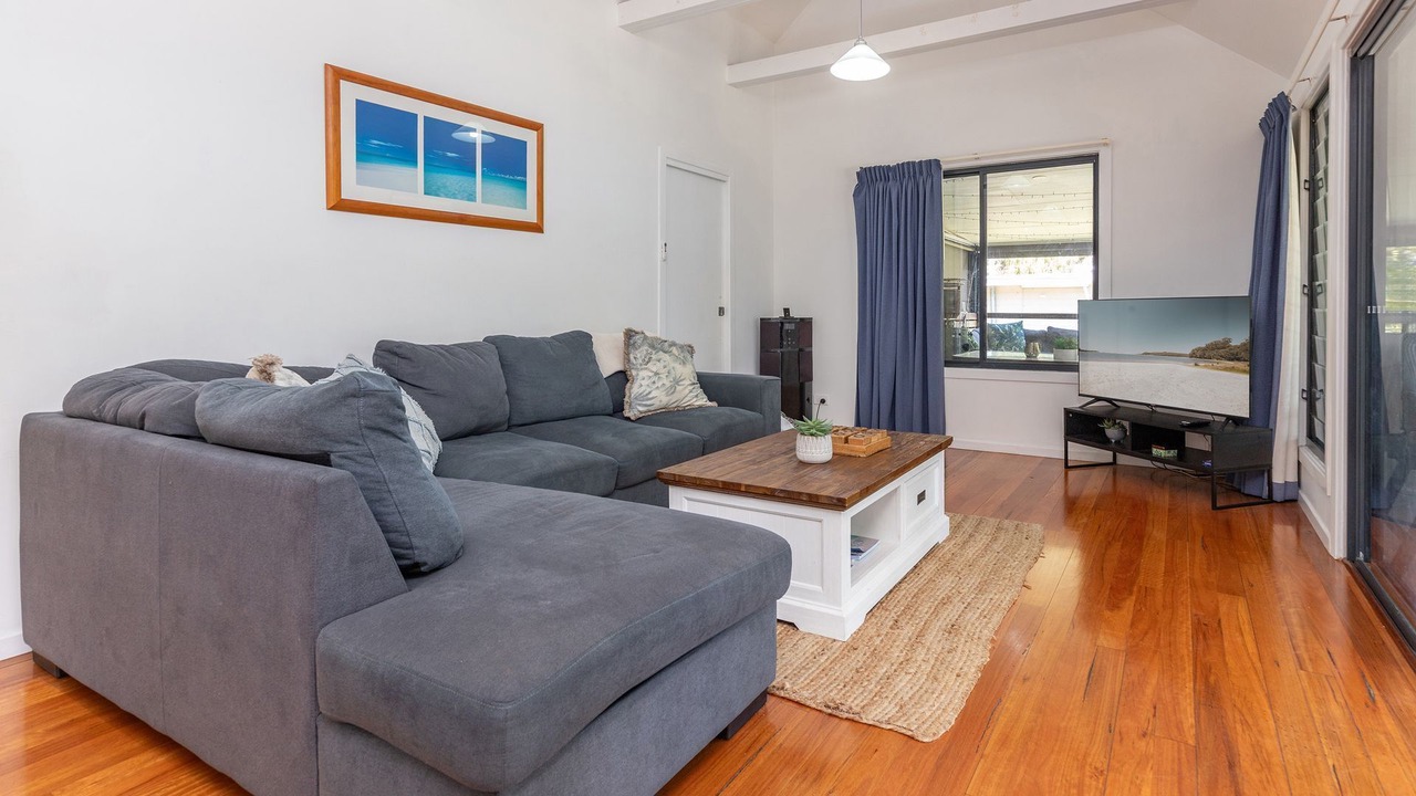 Photo of Livingroom in Smiths Lake