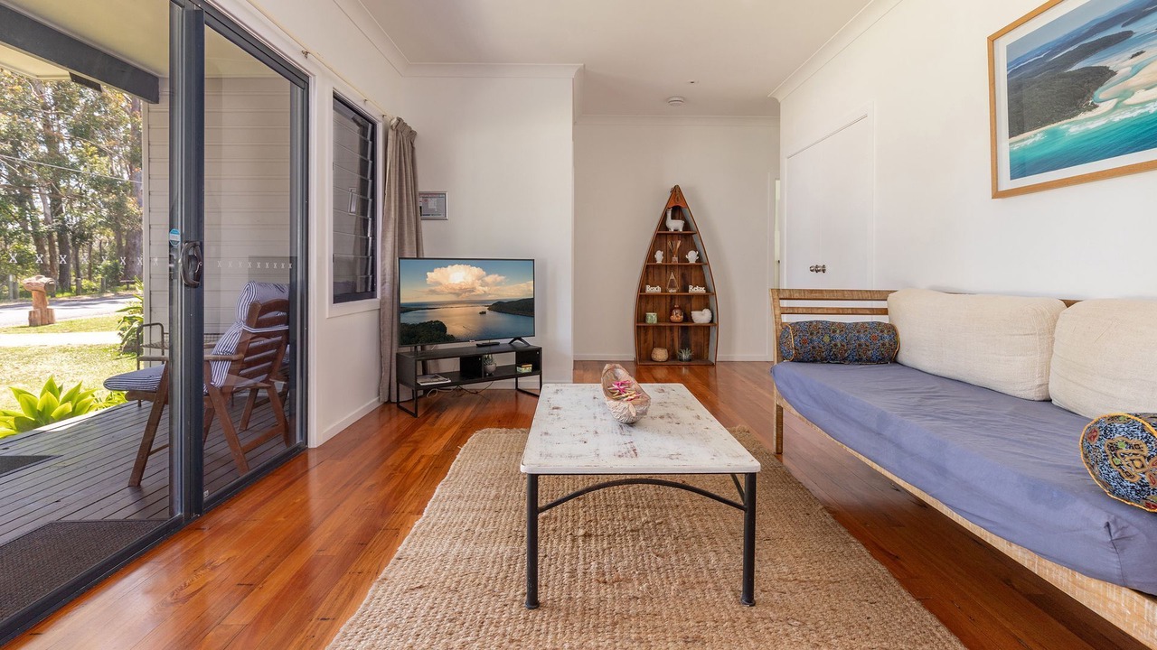 Photo of Livingroom in Smiths Lake