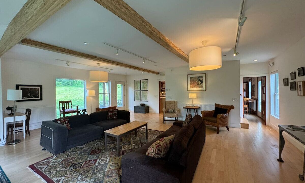 Photo of Livingroom in Pawlet