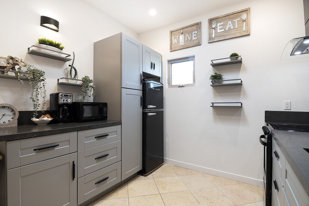 Photo of Kitchen in Pico - Robertson