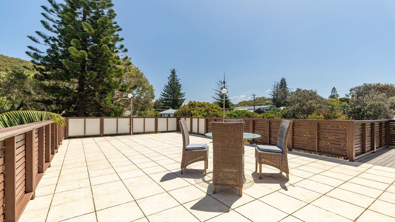 Photo of Outdoor in Blueys Beach