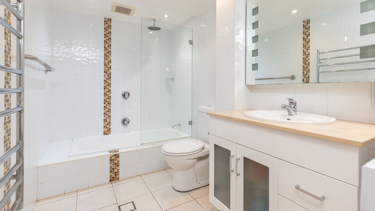 Photo of Bathroom in Boomerang Beach