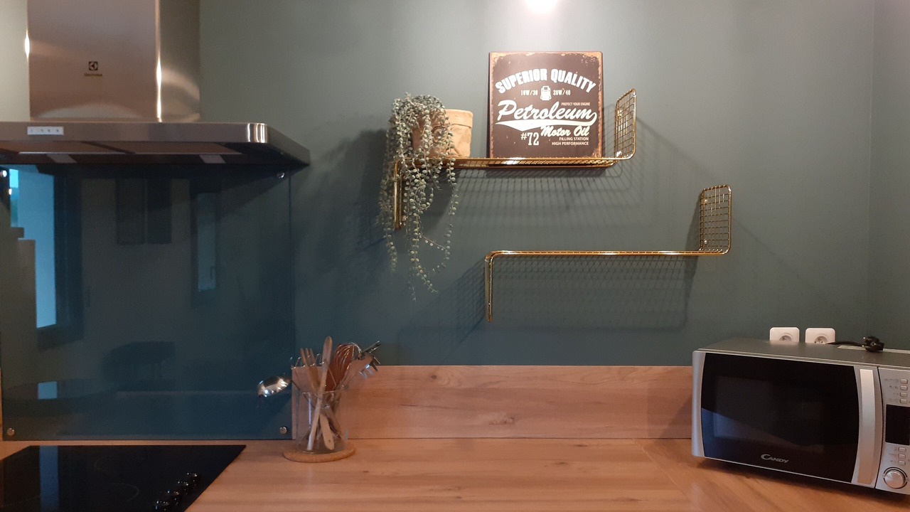 Photo of Kitchen in Laval-Saint-Roman