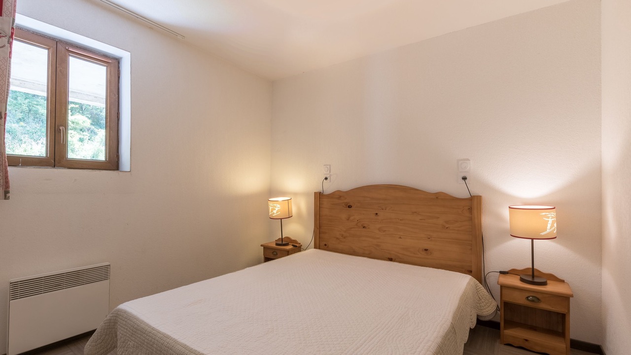 Photo of Bedroom in Vars