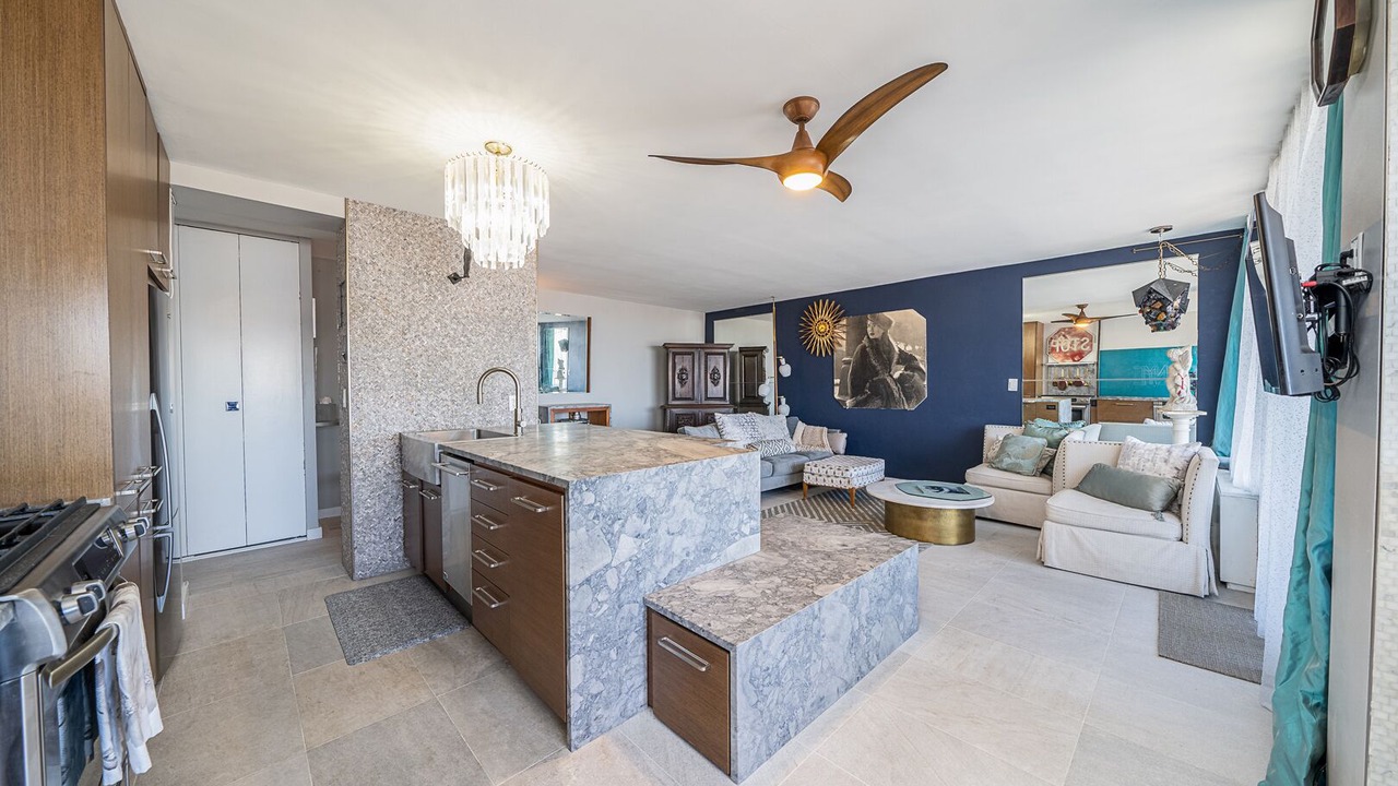 Photo of Livingroom in North Bergen