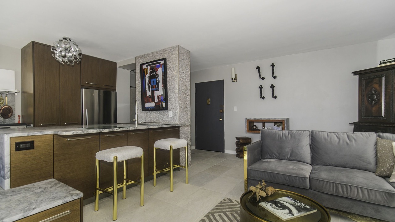 Photo of Livingroom in North Bergen