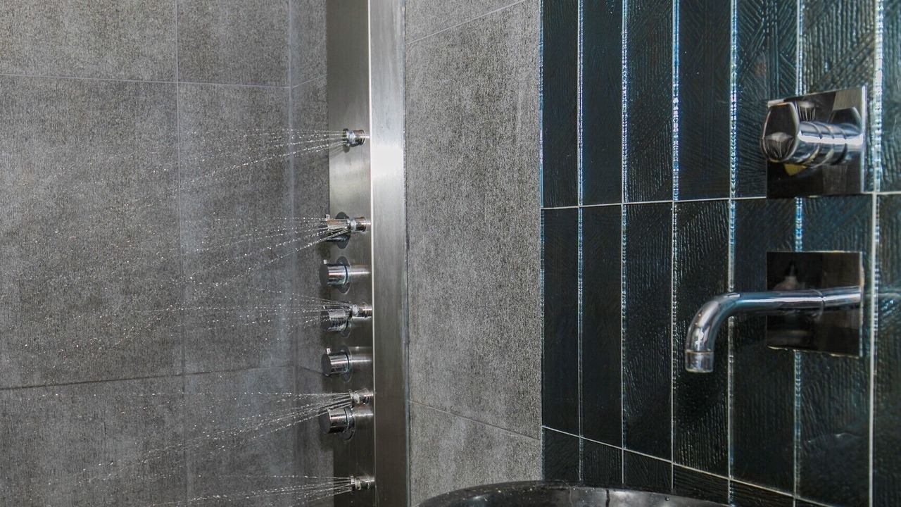 Photo of Bathroom in North Bergen