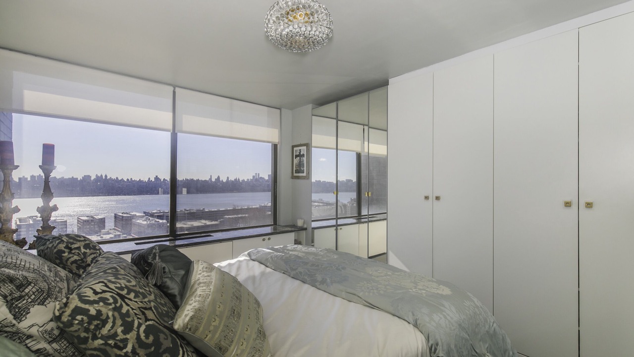 Photo of Bedroom in North Bergen