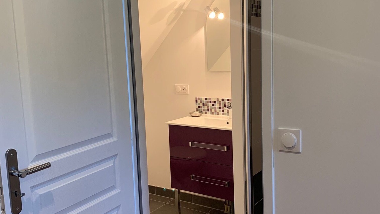 Photo of Bathroom in Senlis