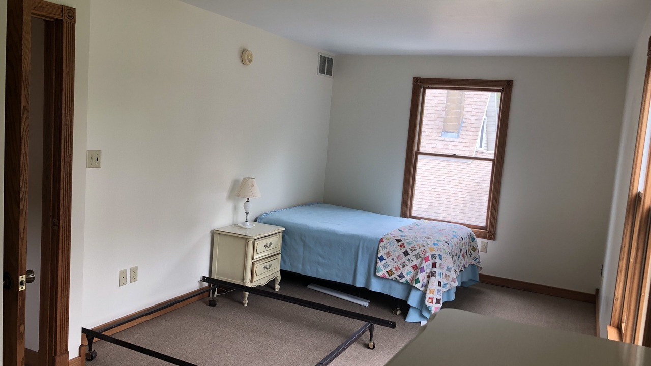 Photo of Bedroom in Paw Paw Lake