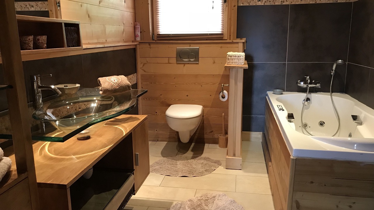 Photo of Bathroom in Manigod